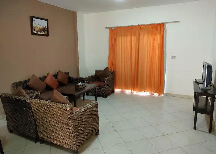 Resort El Hayah - Families Only Ain Suchna